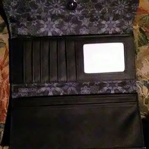 Loungefly Bags - Anyone that loves Frozen Anna needs this wallet Loungefly Bags - Anyone that loves Frozen Anna needs this wallet